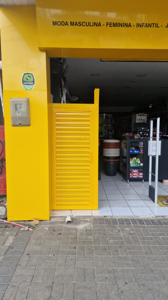 Conserto de urgência para portas travadas ou com motor com defeito em Recife